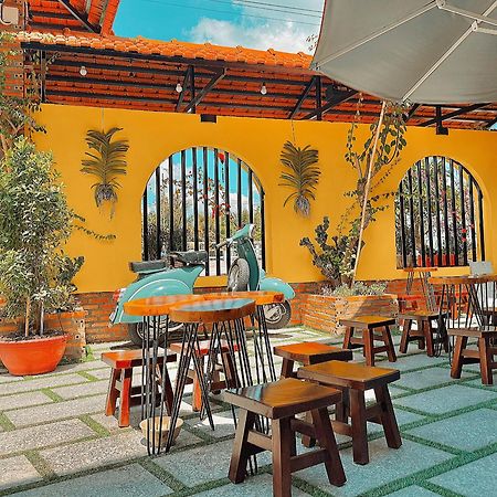 Kara Homestay & Cafe カントー エクステリア 写真