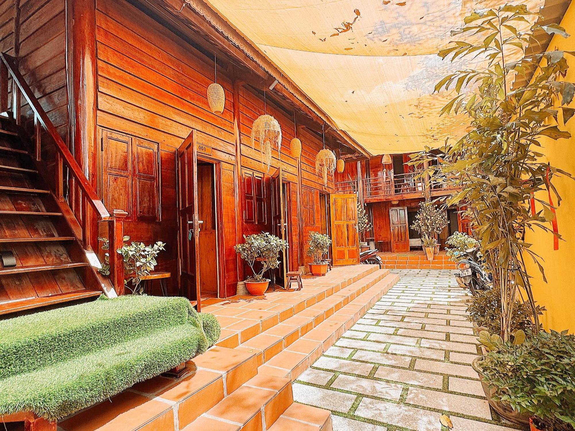 Kara Homestay & Cafe カントー エクステリア 写真